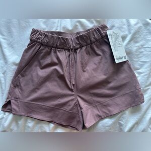 lululemon Cinchable Waist HR Woven Shorts